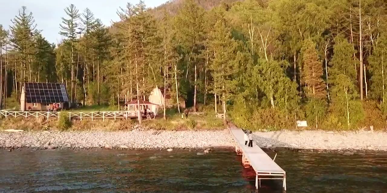Территория базы на берегу Байкала